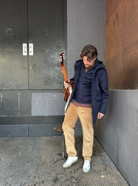 Fotos Villa Paul, Hemd Thinking Mu, Jacke Langer Chen, Hose Knowledge Cotton Apparel, Schuhe Ekin